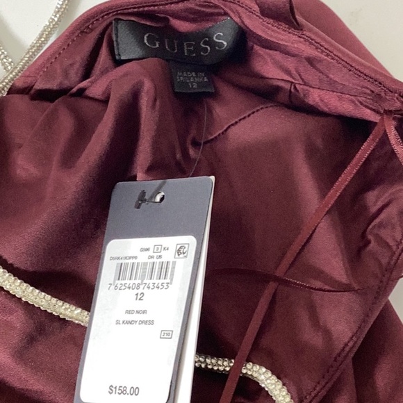 Guess women’s red dress - Picture 8 of 8